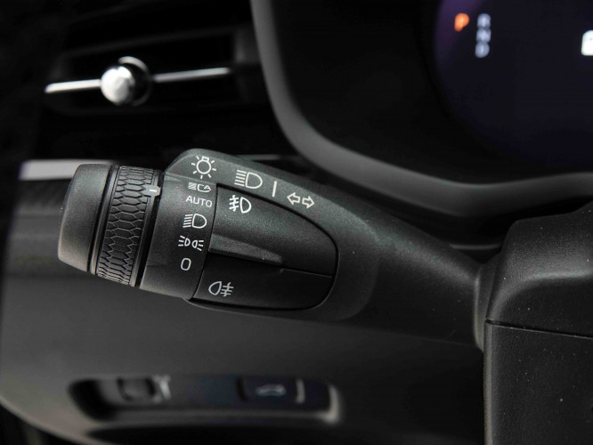 POLESTAR_POLESTAR_2_2653701_15.jpg