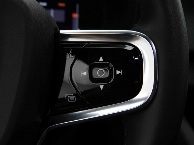 POLESTAR_POLESTAR_2_2653702_18.jpg
