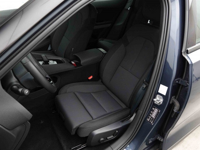POLESTAR_POLESTAR_2_2653702_7.jpg