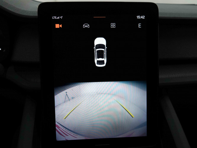 POLESTAR_POLESTAR_2_2653706_11.jpg