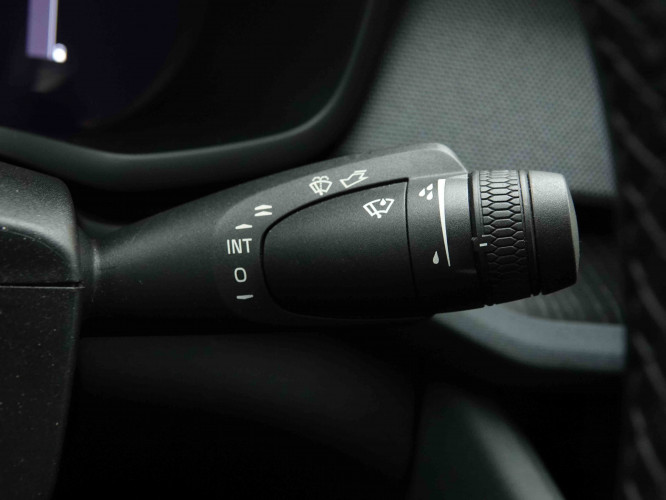 POLESTAR_POLESTAR_2_2653706_16.jpg