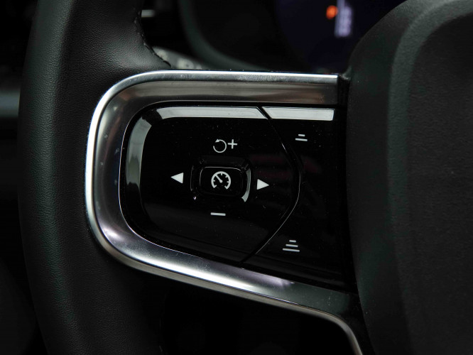 POLESTAR_POLESTAR_2_2653706_17.jpg