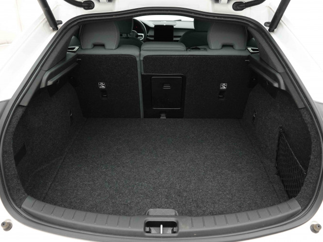POLESTAR_POLESTAR_2_2653706_5.jpg