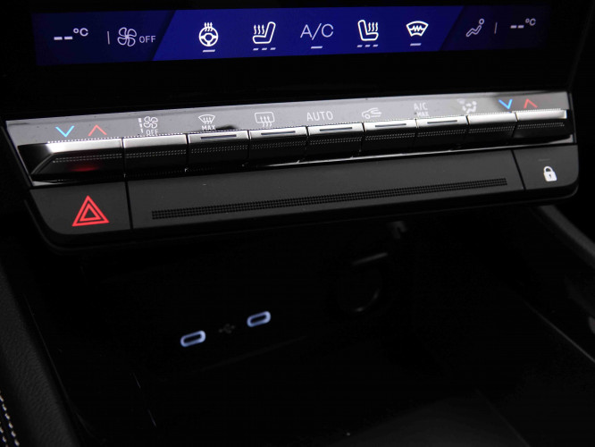 RENAULT_RENAULT_AUSTRAL_2550270_14.jpg RENAULT_RENAULT_AUSTRAL_2550270_14.jpg