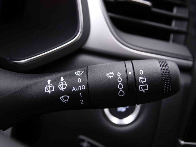 RENAULT_RENAULT_CAPTUR_2547371_15.jpg