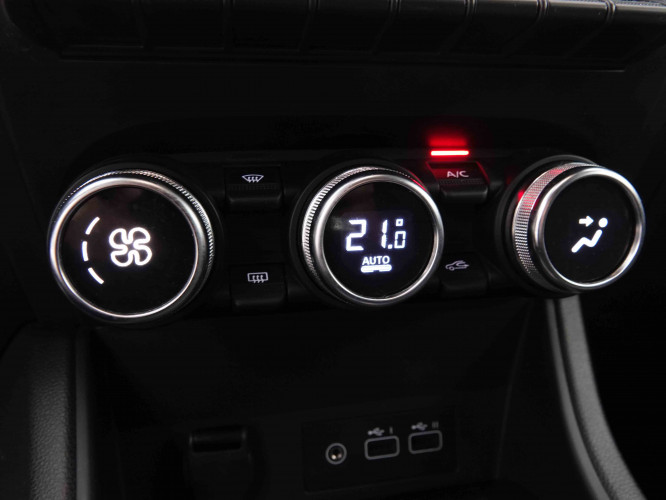 RENAULT_RENAULT_CAPTUR_2547372_14.jpg