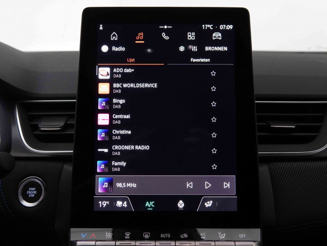 RENAULT_RENAULT_CAPTUR_2548753_10.jpg