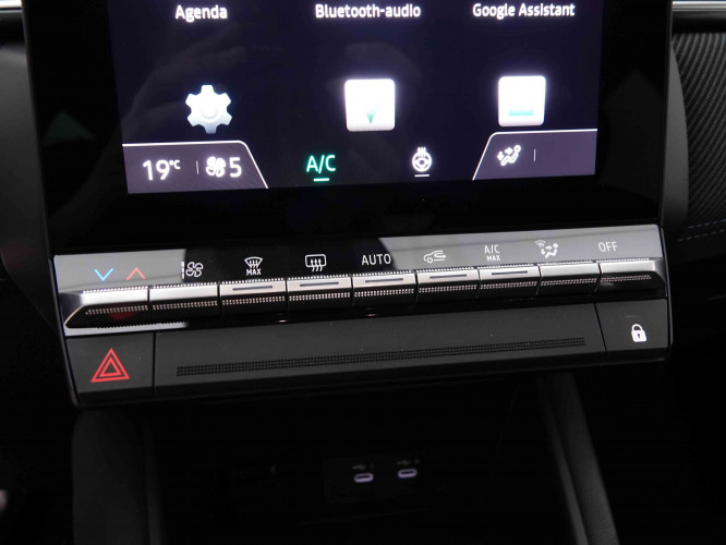 RENAULT_RENAULT_CAPTUR_2548753_13.jpg