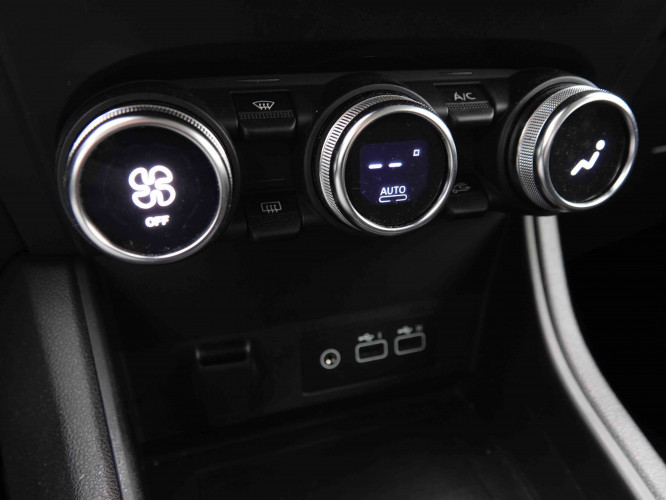 RENAULT_RENAULT_CAPTUR_2550727_13.jpg