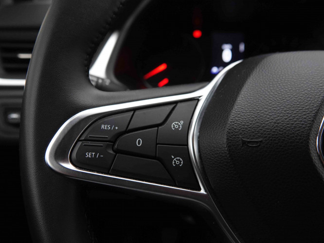 RENAULT_RENAULT_CAPTUR_2550727_18.jpg
