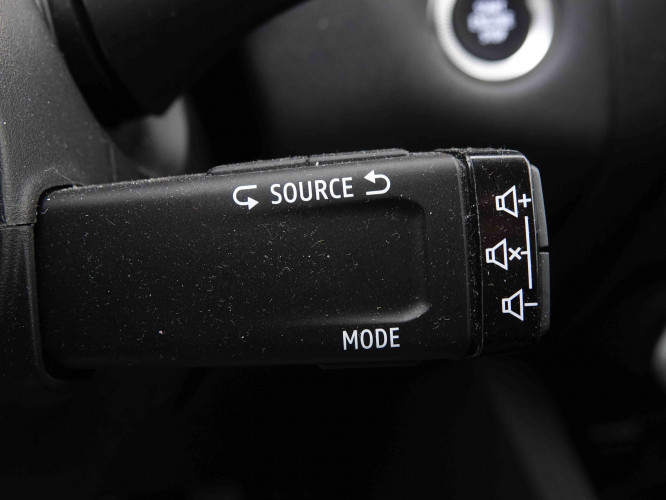 RENAULT_RENAULT_CAPTUR_2550730_17.jpg