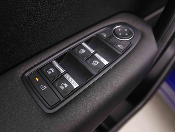 RENAULT_RENAULT_CAPTUR_2550848_19.jpg