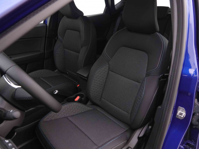 RENAULT_RENAULT_CAPTUR_2550848_6.jpg