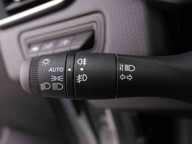 RENAULT_RENAULT_CLIO_2547376_12.jpg