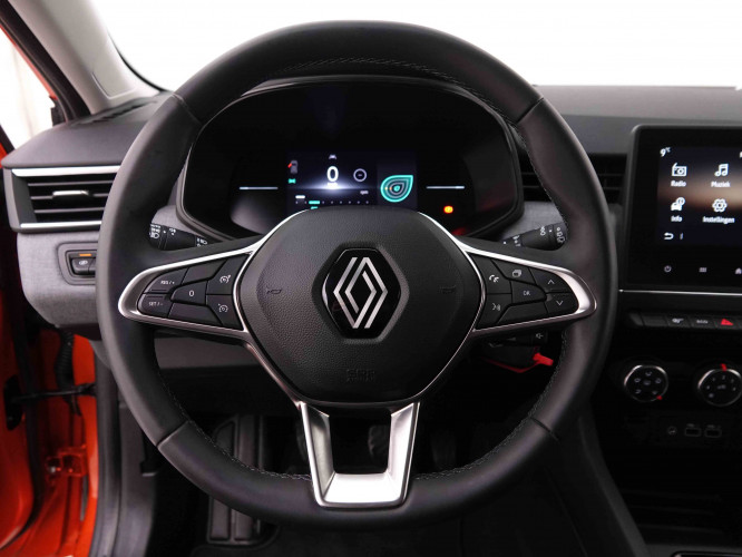 RENAULT_RENAULT_CLIO_2547534_9.jpg