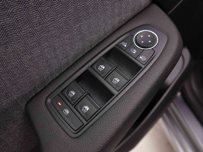 RENAULT_RENAULT_CLIO_2551084_18.jpg RENAULT_RENAULT_CLIO_2551084_18.jpg