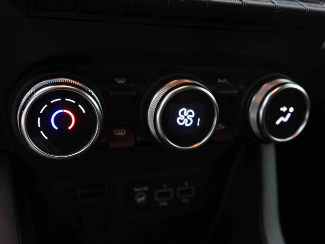 RENAULT_RENAULT_CLIO_2655512_12.jpg