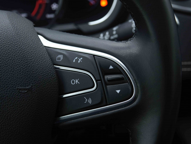 RENAULT_RENAULT_GRANDSCEN_2655416_18.jpg