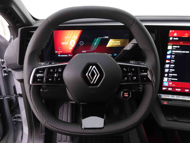 RENAULT_RENAULT_MEGANE_2548396_9.jpg