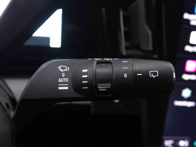 RENAULT_RENAULT_MEGANE_2548690_17.jpg