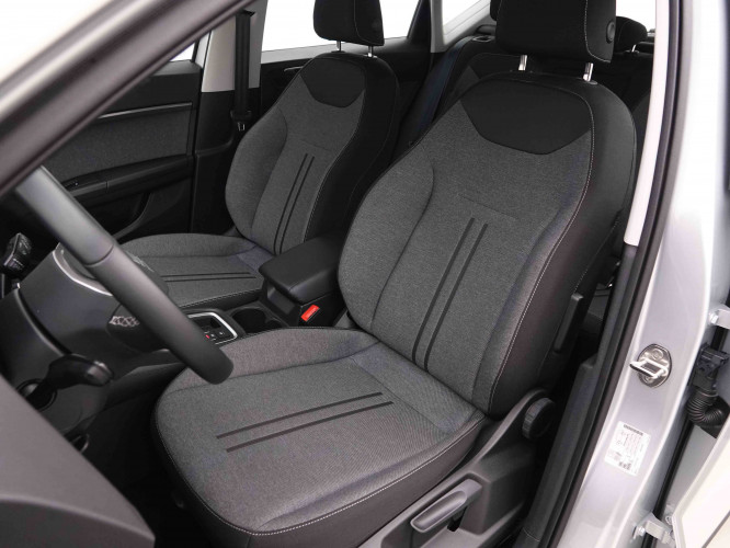 SEAT_SEAT_ATECA_2549289_6.jpg