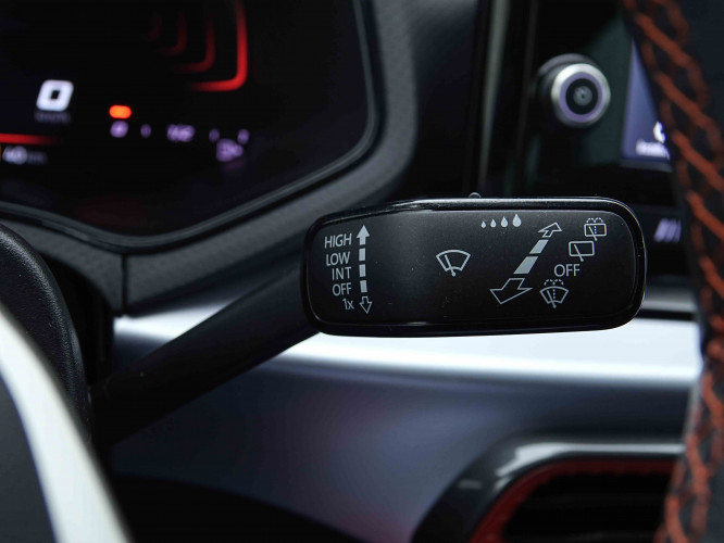 SEAT_SEAT_IBIZA_2655563_16.jpg SEAT_SEAT_IBIZA_2655563_16.jpg