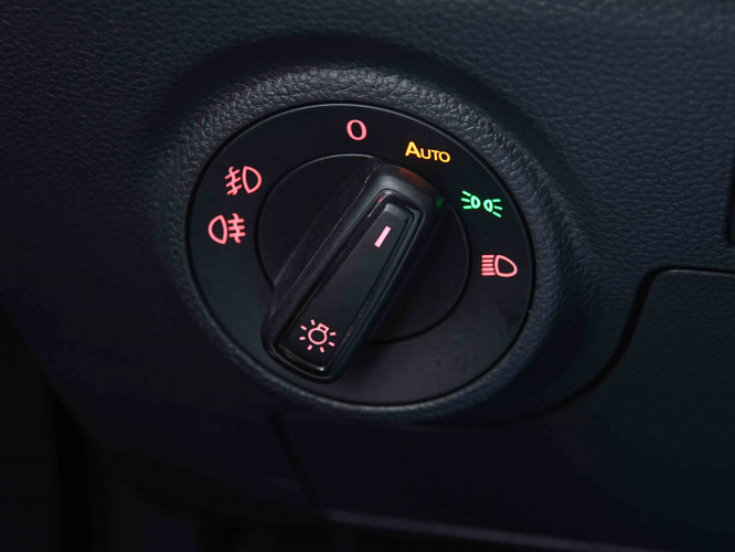 SEAT_SEAT_IBIZA_2655567_19.jpg SEAT_SEAT_IBIZA_2655567_19.jpg