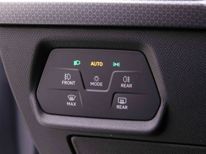 SEAT_SEAT_LEON_2547764_8.jpg