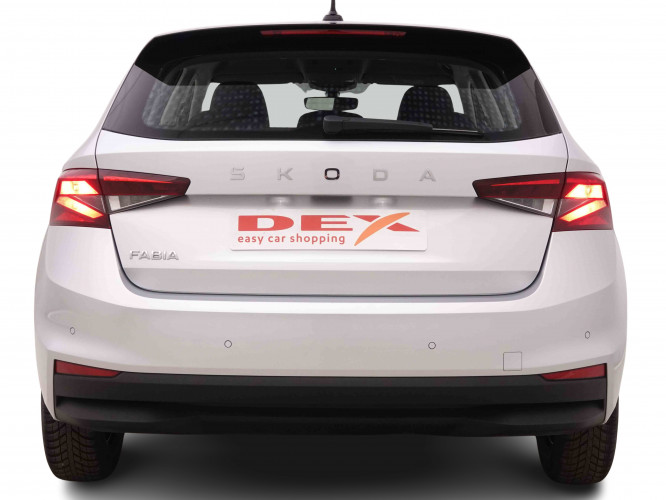 SKODA_SKODA_FABIA_2548408_4.jpg
