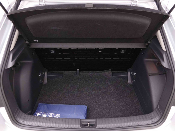 SKODA_SKODA_FABIA_2548408_5.jpg