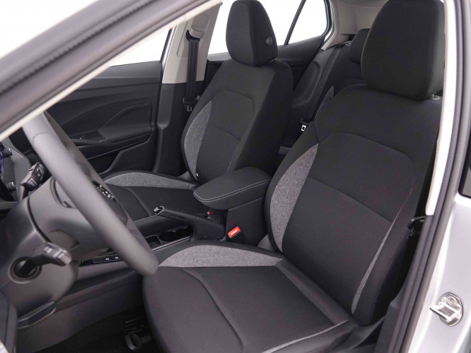 SKODA_SKODA_FABIA_2548408_6.jpg