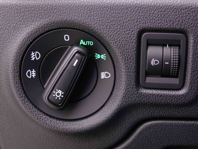 SKODA_SKODA_FABIA_2549302_8.jpg