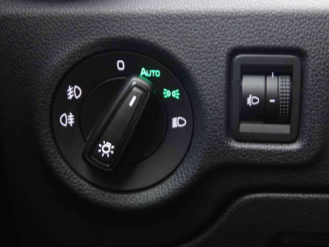 SKODA_SKODA_FABIA_2549907_9.jpg