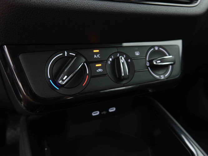 SKODA_SKODA_FABIA_2654491_13.jpg