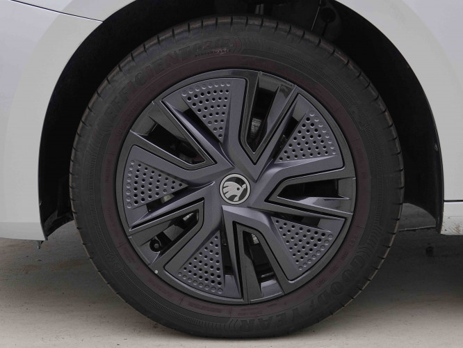 SKODA_SKODA_FABIA_2655323_18.jpg