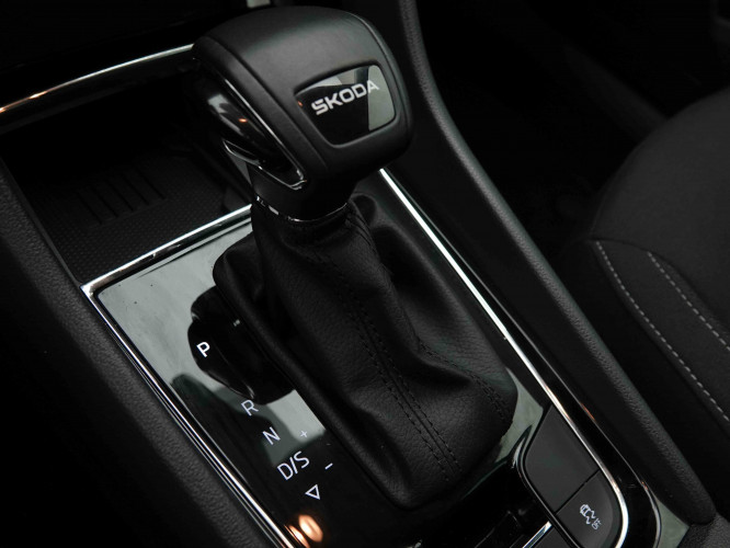 SKODA_SKODA_KAROQ_2653511_13.jpg