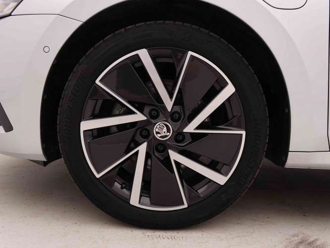 SKODA_SKODA_OCTAVIA_2548421_21.jpg