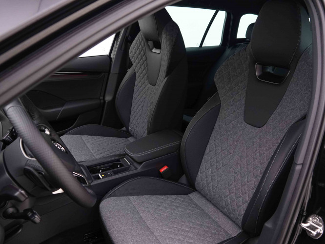 SKODA_SKODA_OCTAVIA_2548461_7.jpg