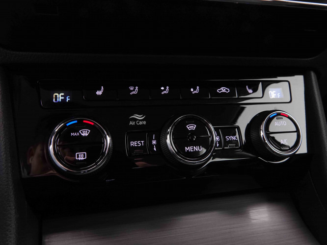 SKODA_SKODA_SUPERB_2546976_15.jpg