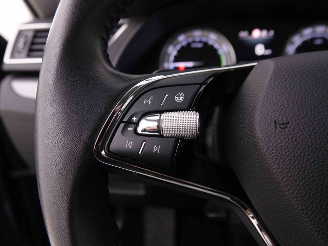 SKODA_SKODA_SUPERB_2546976_18.jpg