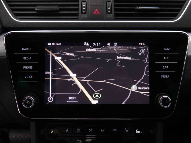 SKODA_SKODA_SUPERB_2548438_10.jpg