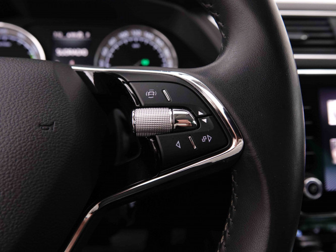 SKODA_SKODA_SUPERB_2548438_19.jpg