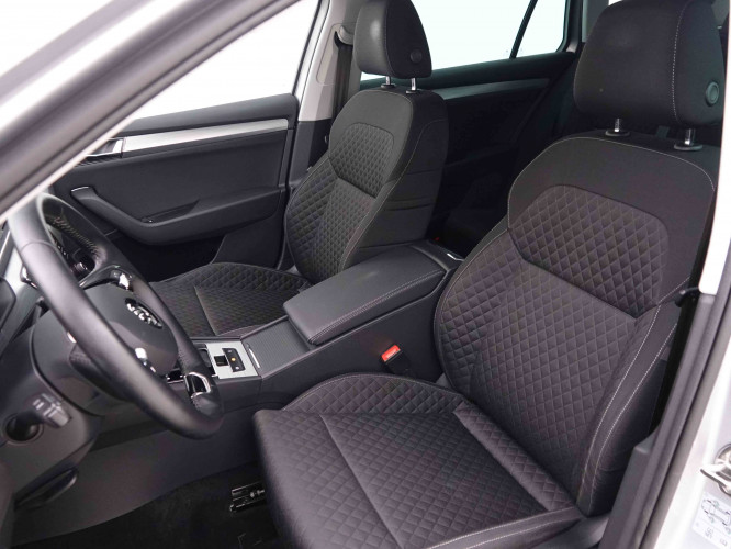 SKODA_SKODA_SUPERB_2548438_6.jpg
