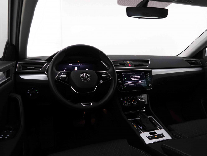 SKODA_SKODA_SUPERB_2548612_8.jpg