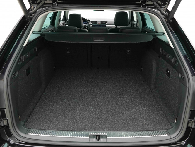 SKODA_SKODA_SUPERB_2654157_5.jpg