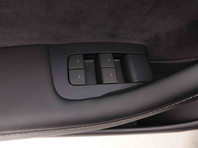 TESLA_TESLA_MODEL 3_2549002_21.jpg