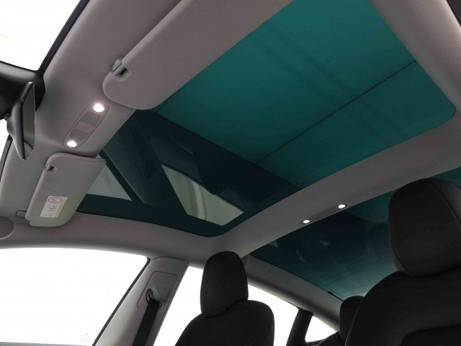 TESLA_TESLA_MODEL 3_2549002_9.jpg