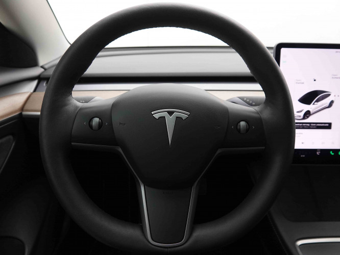 TESLA_TESLA_MODEL 3_2549378_10.jpg