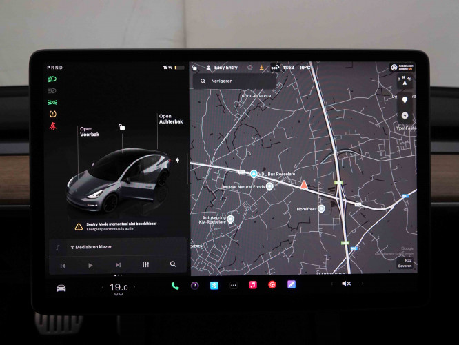 TESLA_TESLA_MODEL 3_2550589_10.jpg