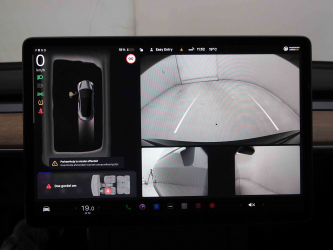 TESLA_TESLA_MODEL 3_2550589_12.jpg